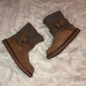***SOLD***Tan Buckle Ugg Boots